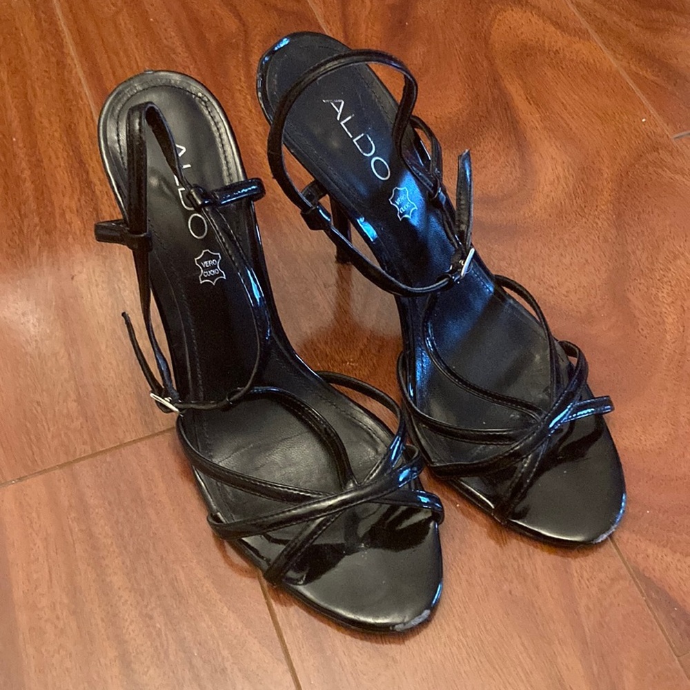 Black Aldo strapy high heels, size 38 (7)